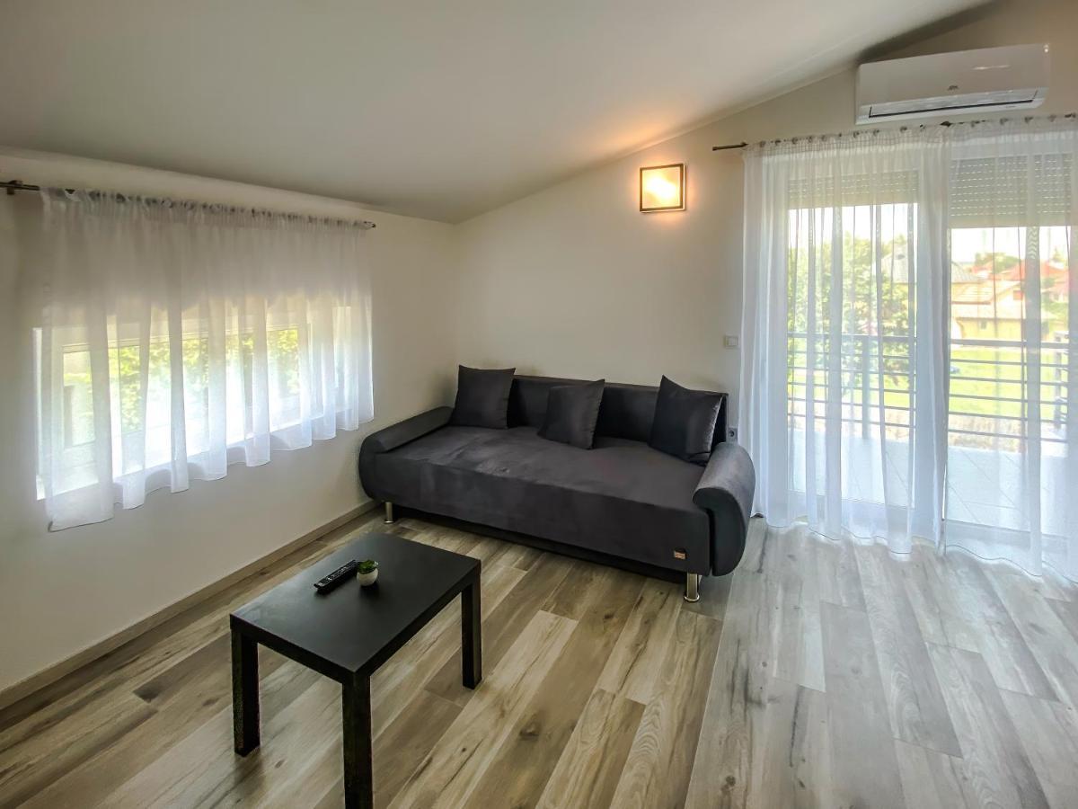 FeDa Apartmanház Balatonboglár Exterior foto