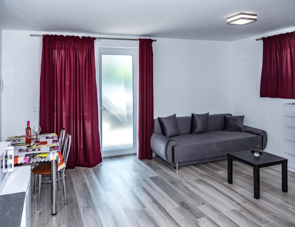 FeDa Apartmanház Balatonboglár Exterior foto